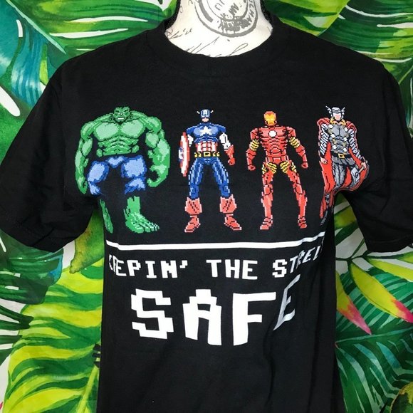 GUC Marvel Avengers Adult S Hulk Thor Capt "Keepin The Streets Safe" Graphic Tee - Picture 2 of 8